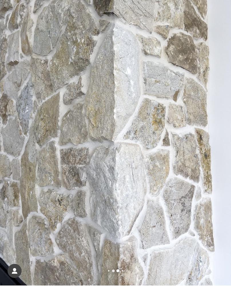 Natural Stone Wall Cladding Free Form - Loose Stone - White Beige Blend
