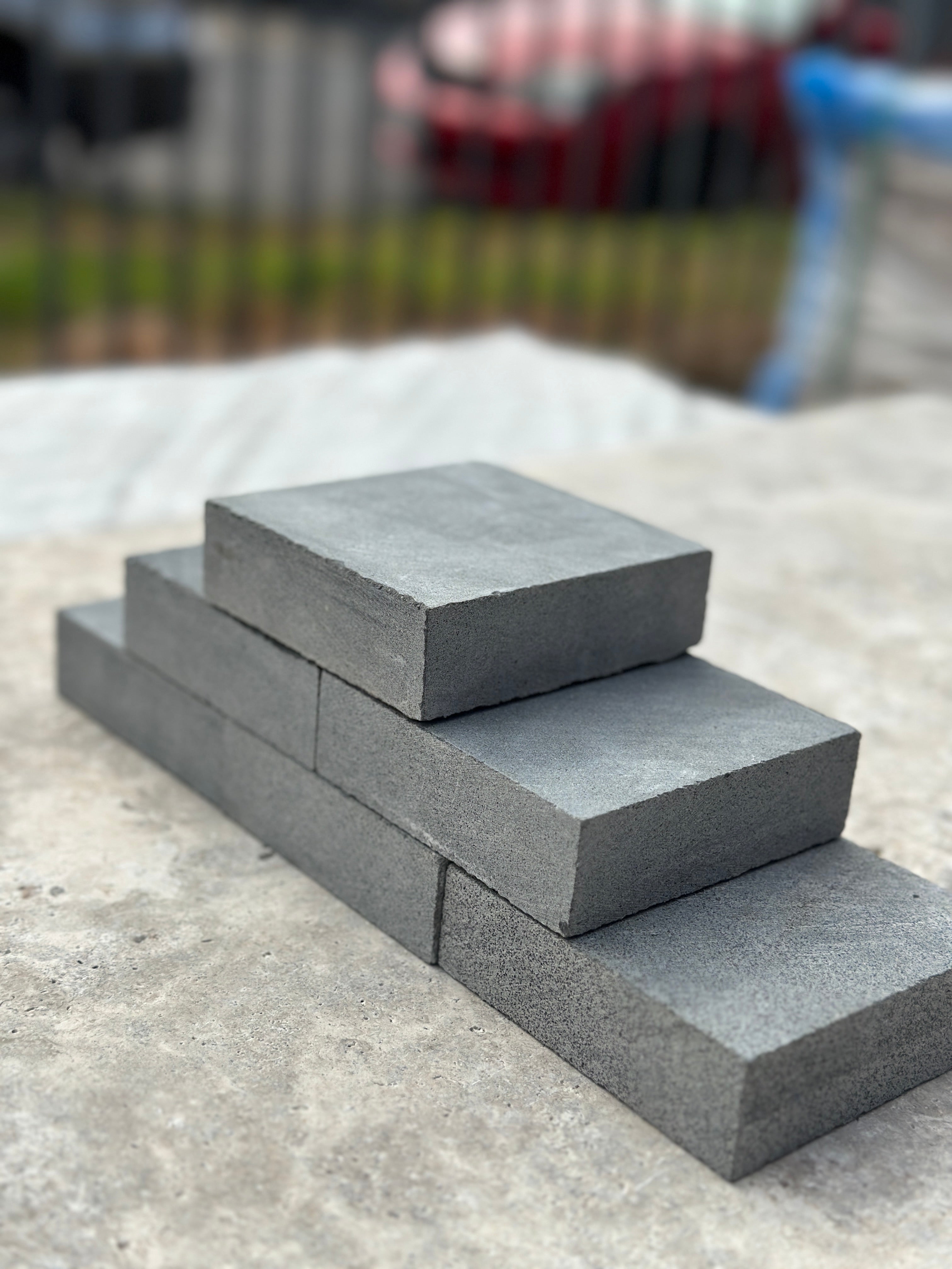 Basalt Cobblestone - Garden Edging