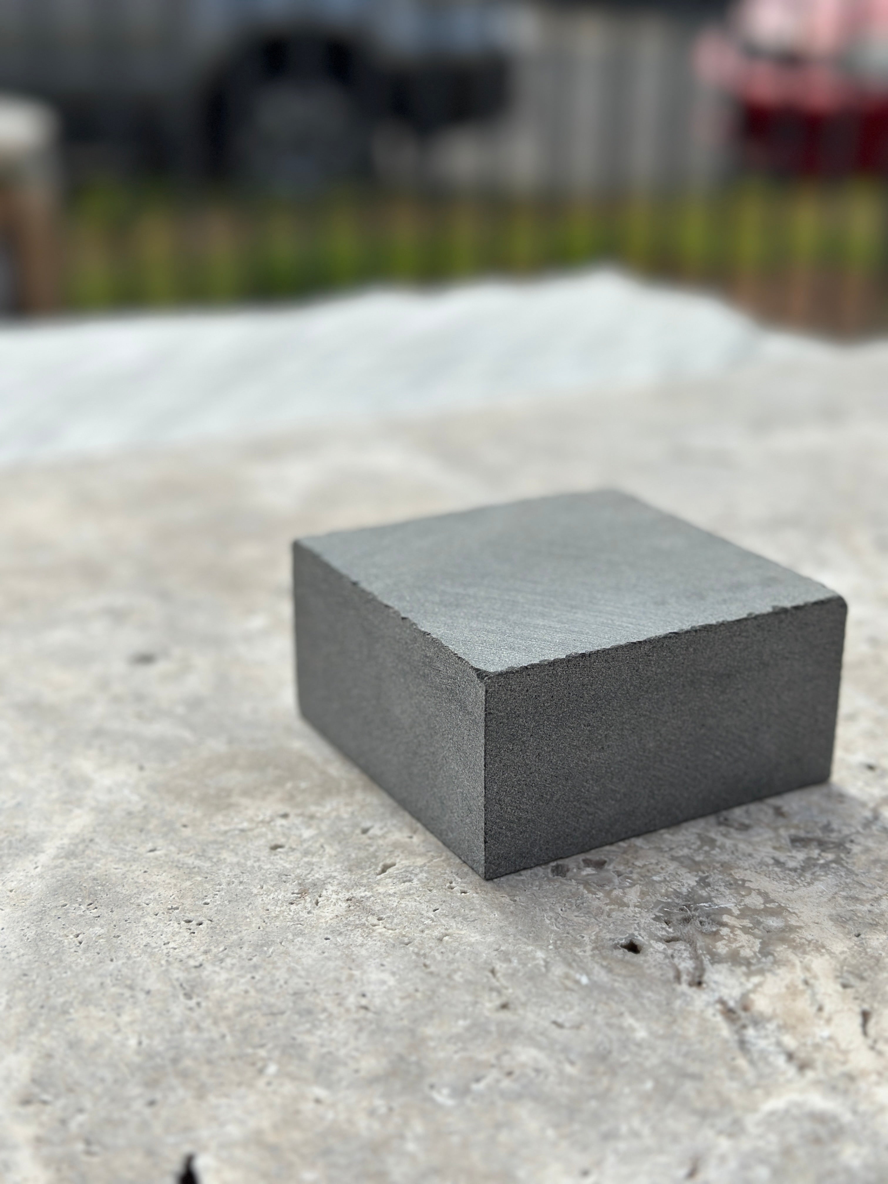 Basalt Cobblestone - Garden Edging