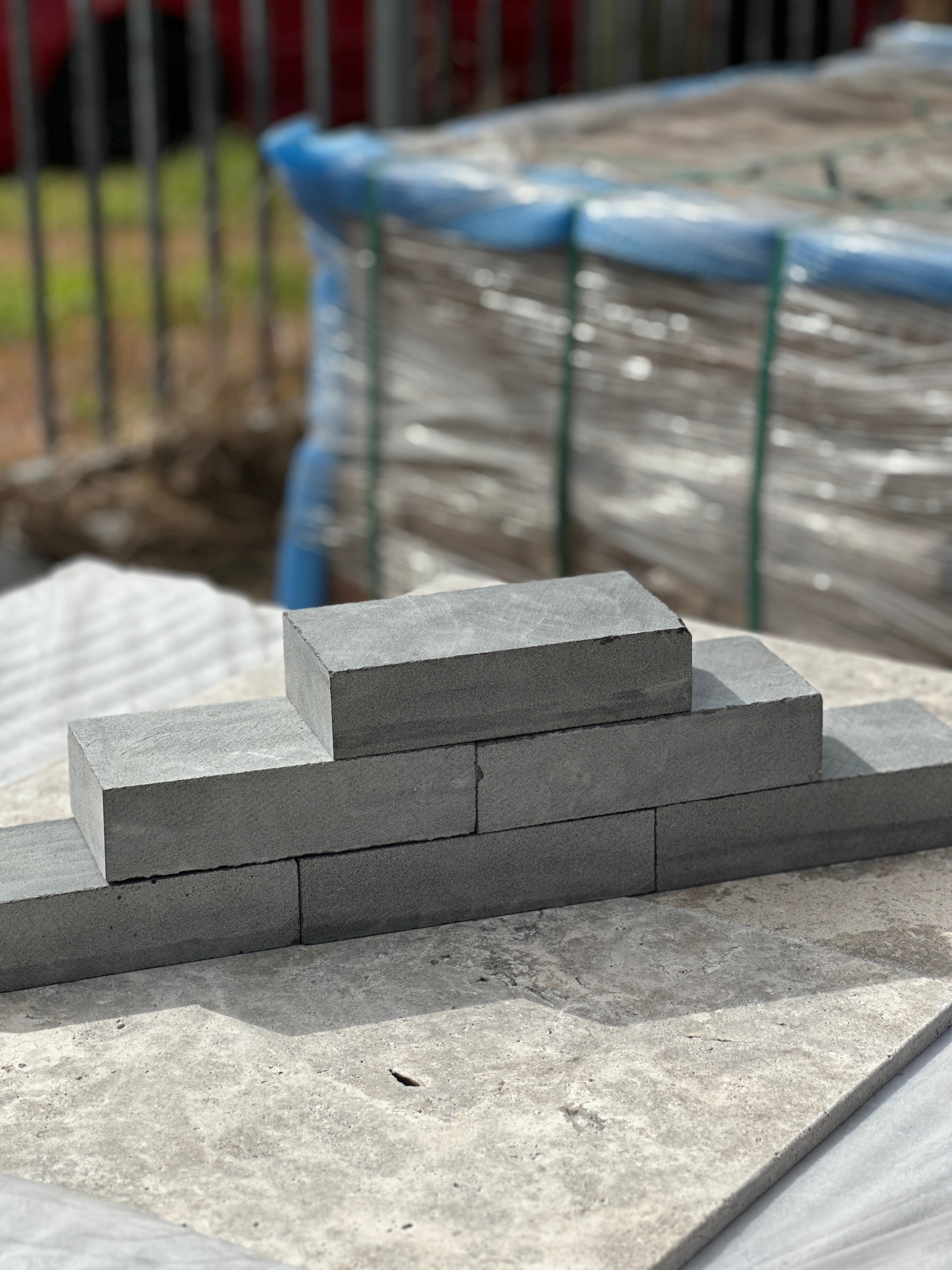 Basalt Cobblestone - Garden Edging