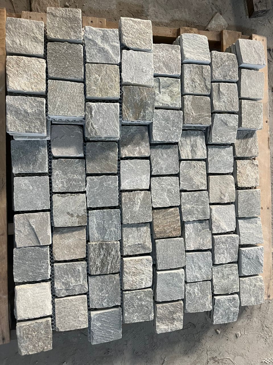 Mesh Backing Cobblestone Pavers - Grey Mix