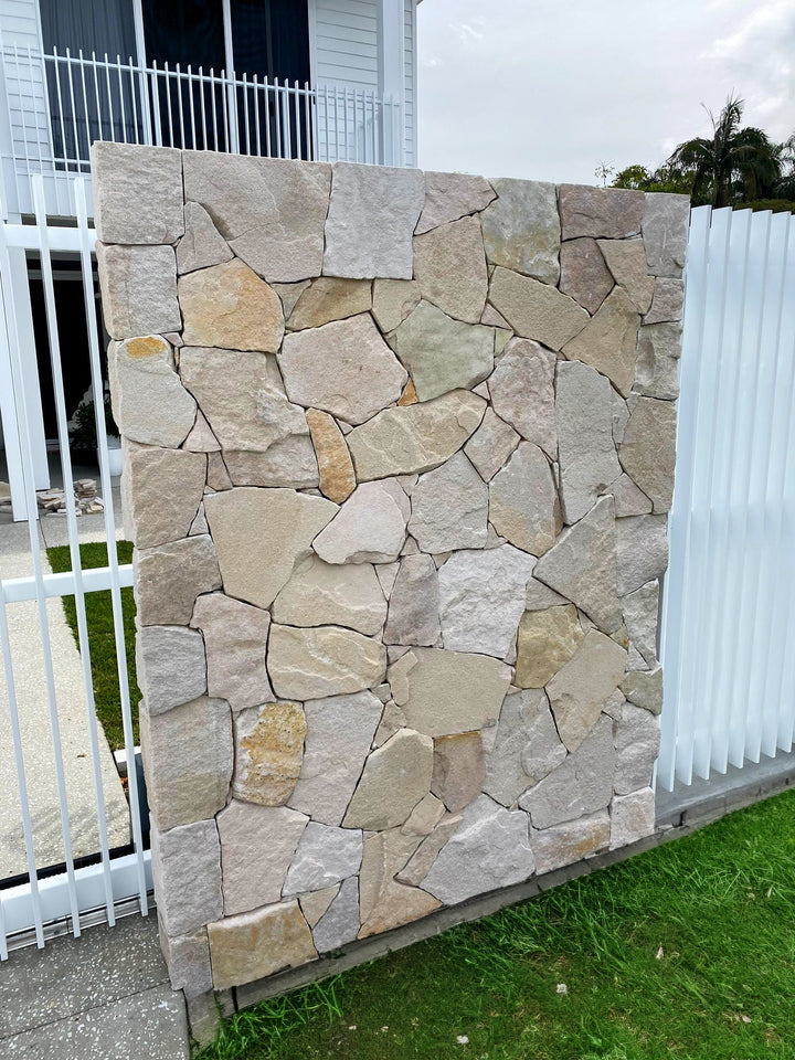 Natural Stone Wall Cladding Free Form - Loose Stone - White Brown Mix Rustic Sandstone Random