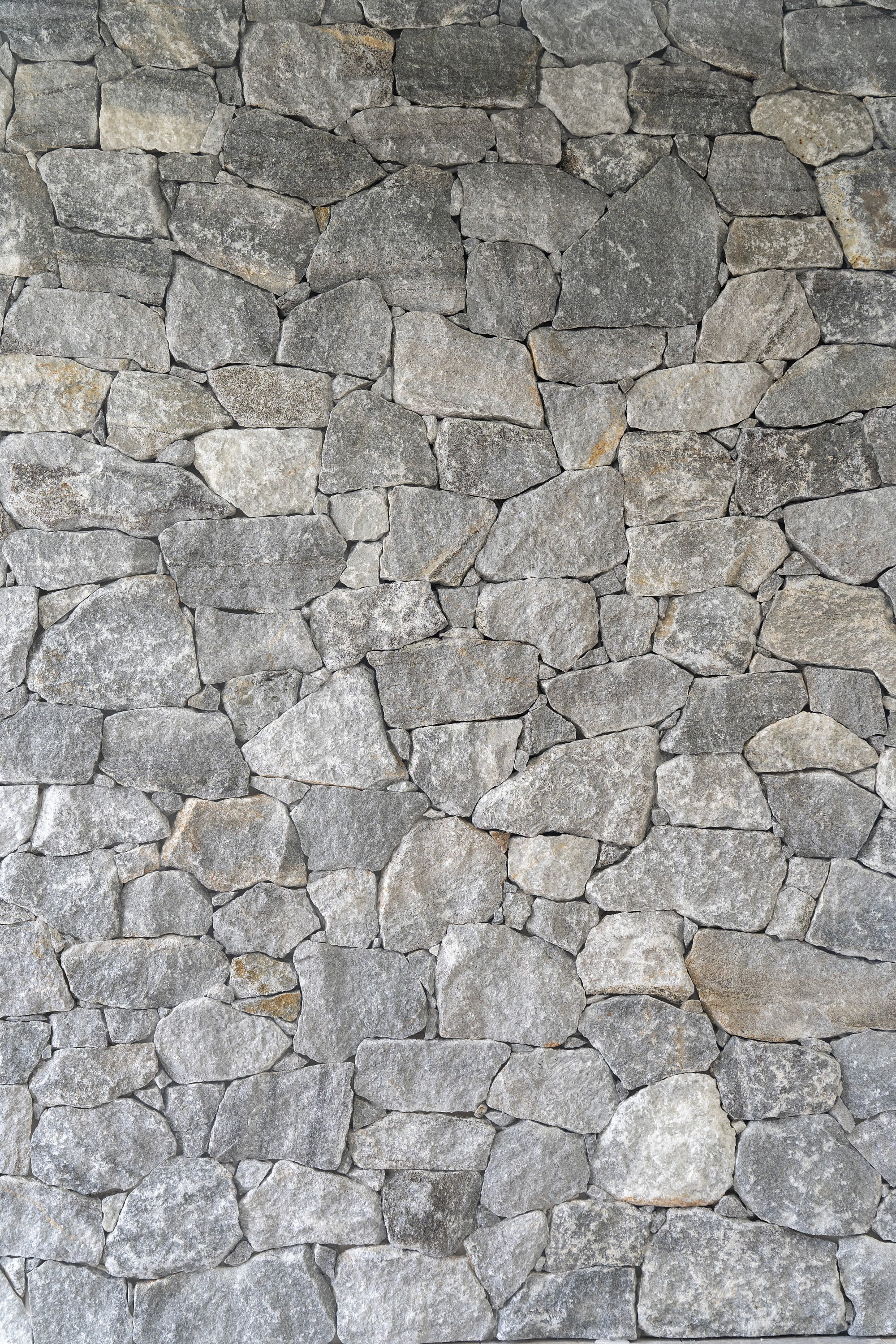 Natural Stone Wall Cladding Free Form - Loose Stone - Misty Grey Quartz