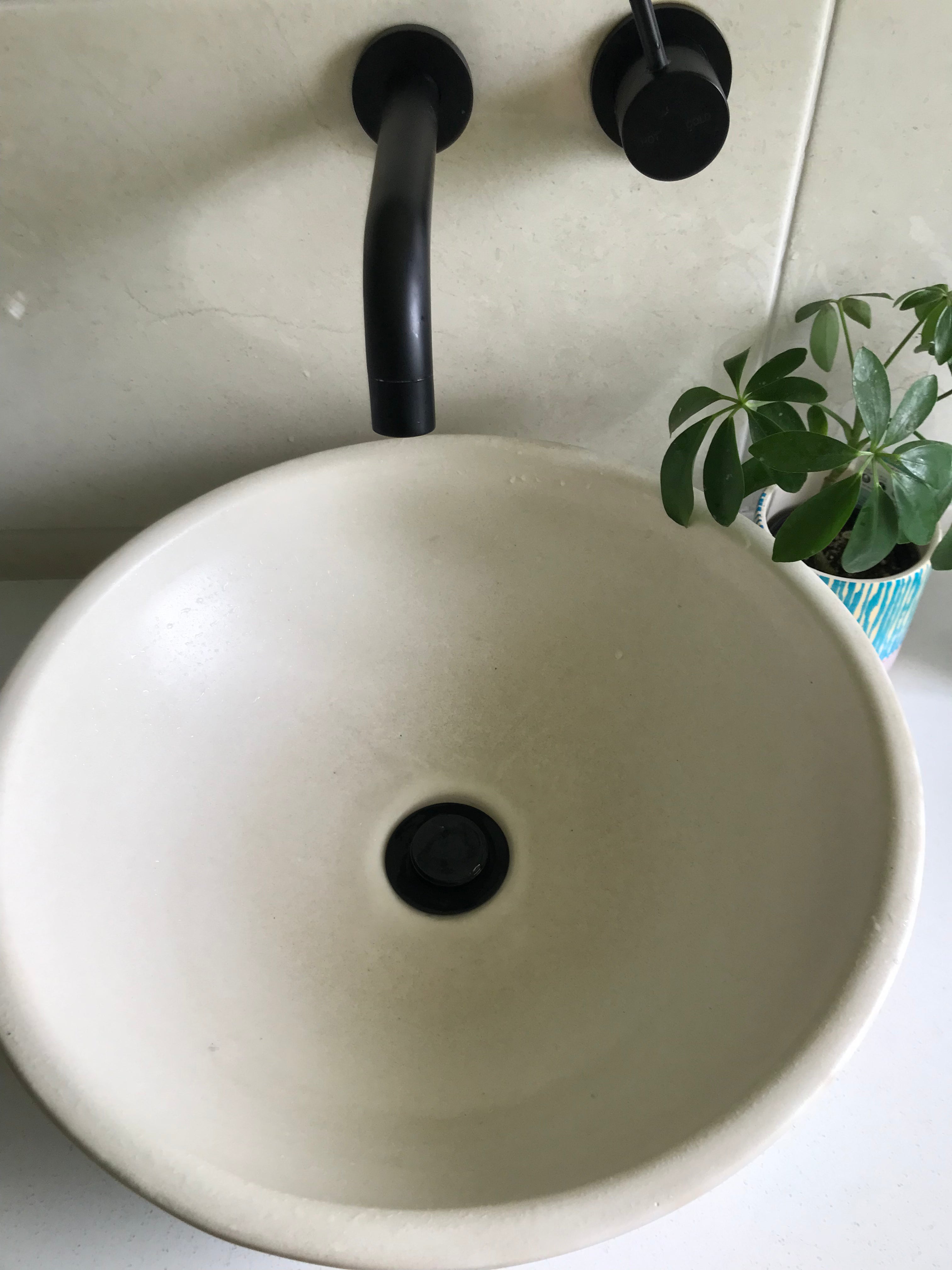 Round Concrete Bathroom Vanity Wash Basin EF930 Stone and Rock