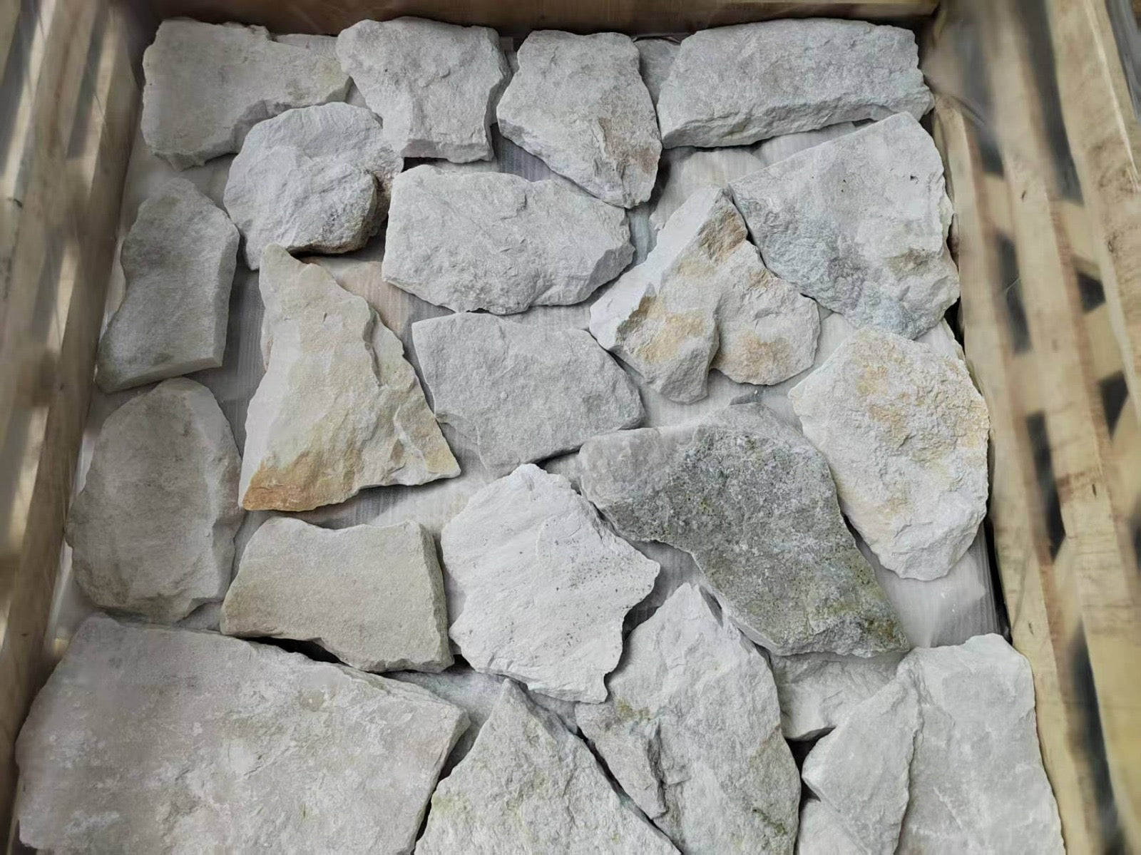 Natural Stone Wall Cladding Free Form - Loose Stone - Helios Random