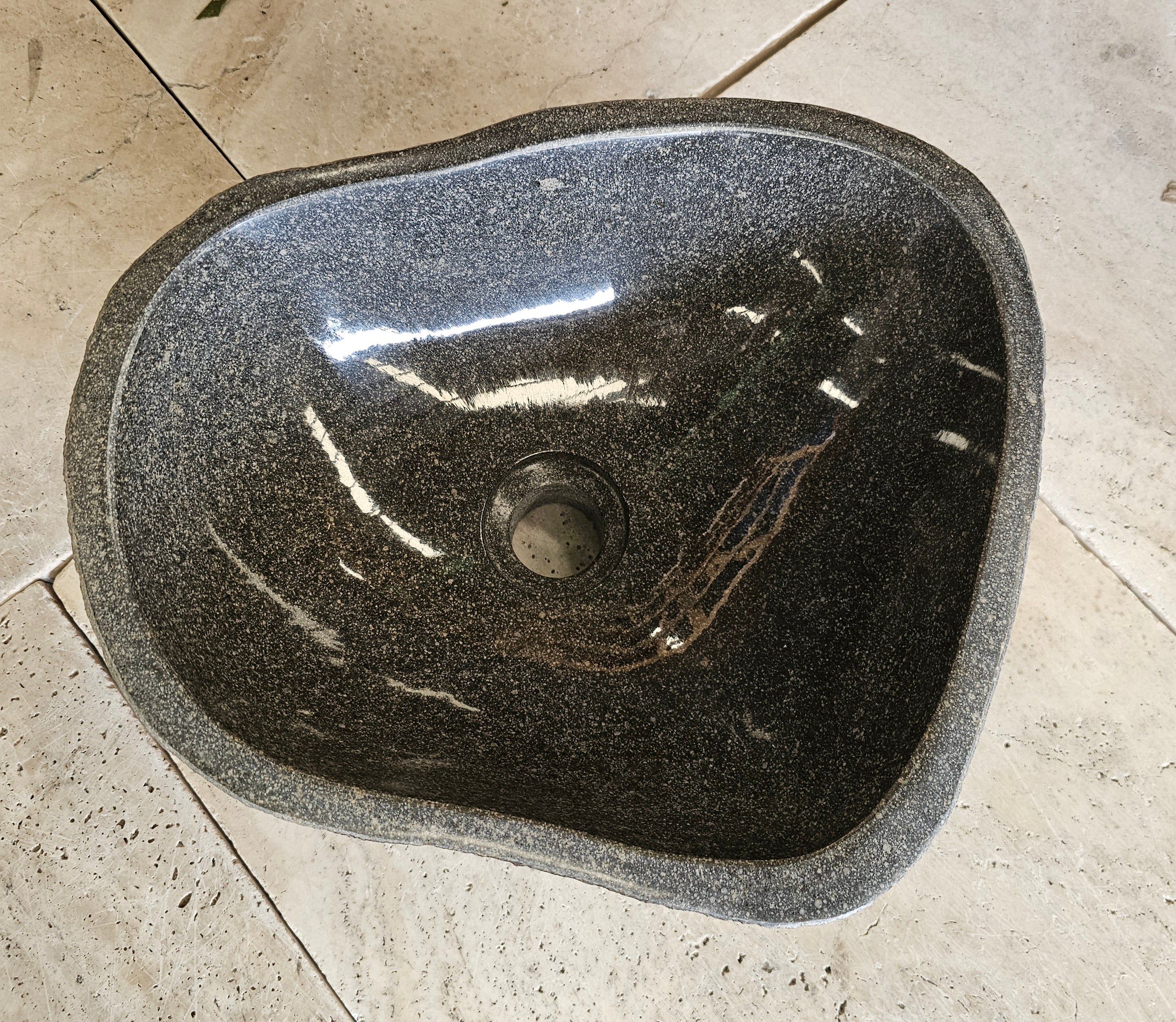 Handmade Natural Oval River Stone Bathroom Basin - RS2306088