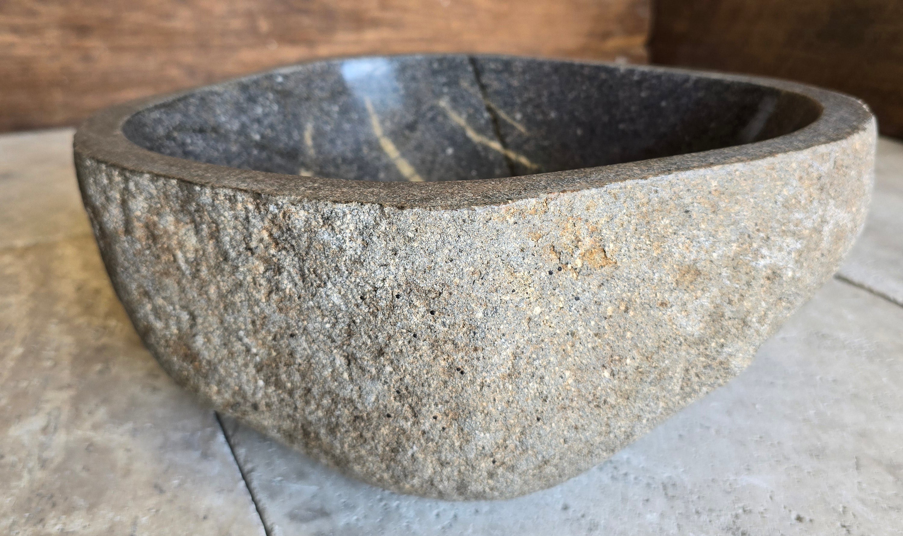 Handmade Natural Oval River Stone  Bathroom Basin  RS 2310049