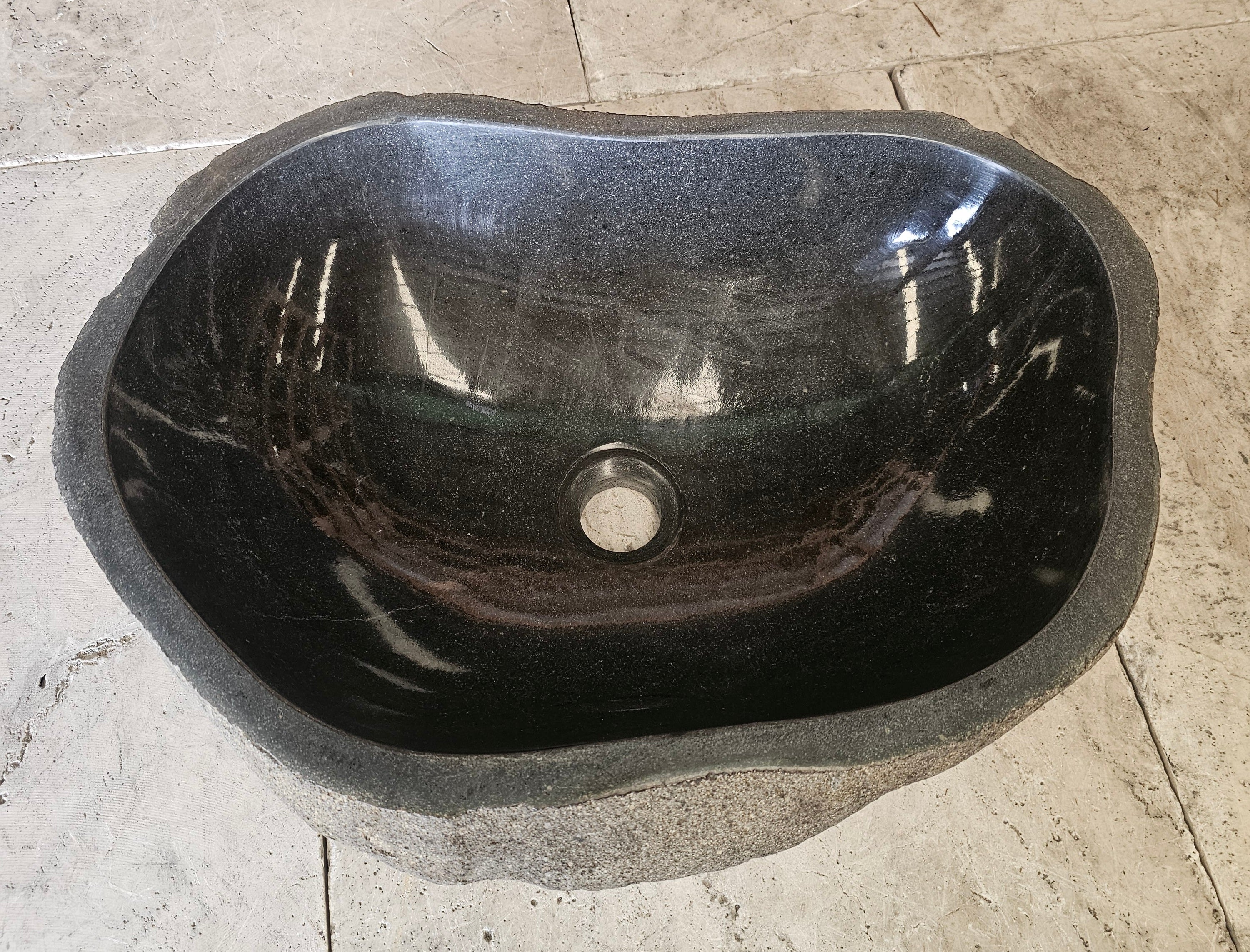 Handmade Natural Oval River Stone  Bathroom Basin  - RM 23101261