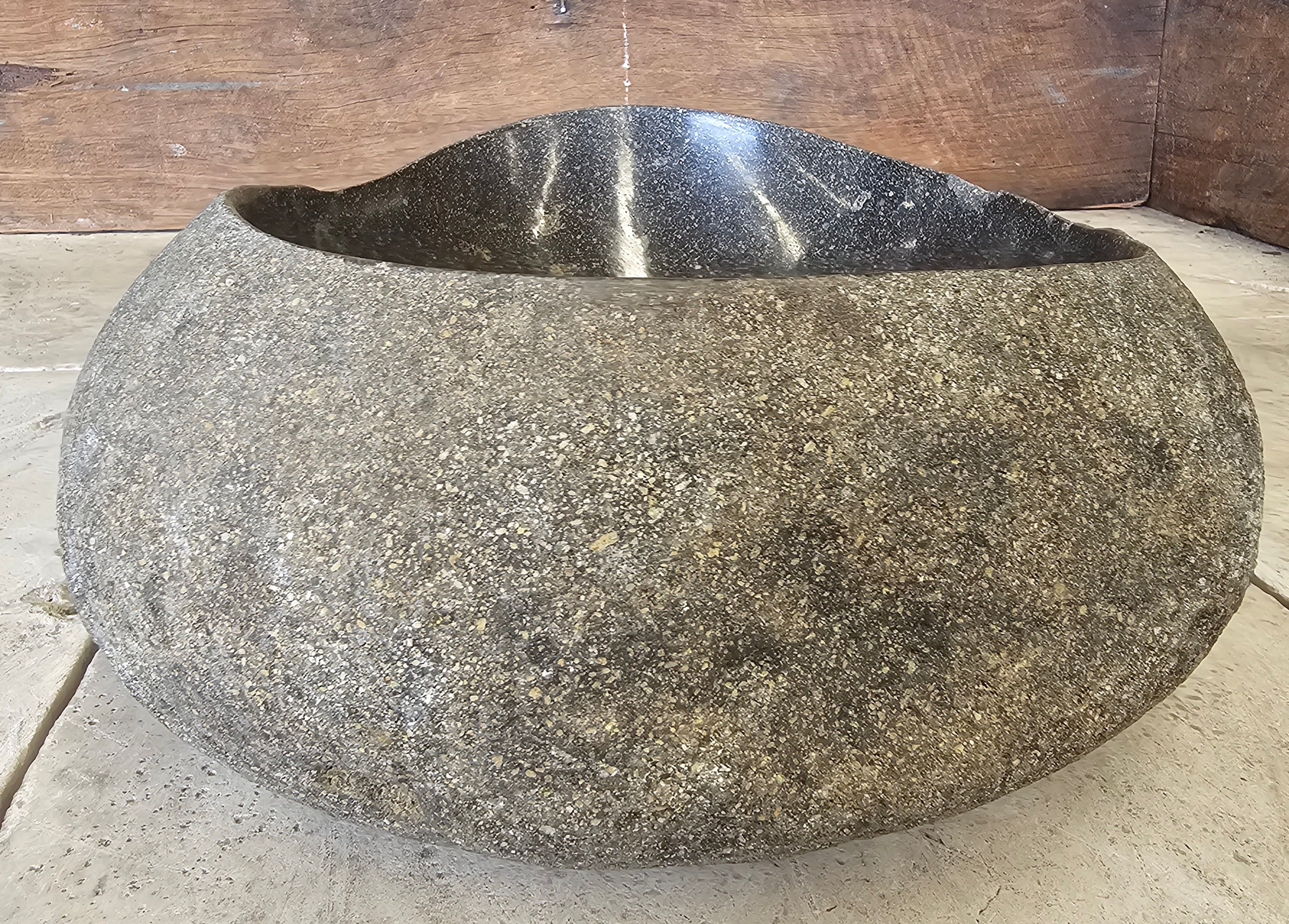 Handmade Natural Oval River Stone  Bathroom Basin PHM 2310020