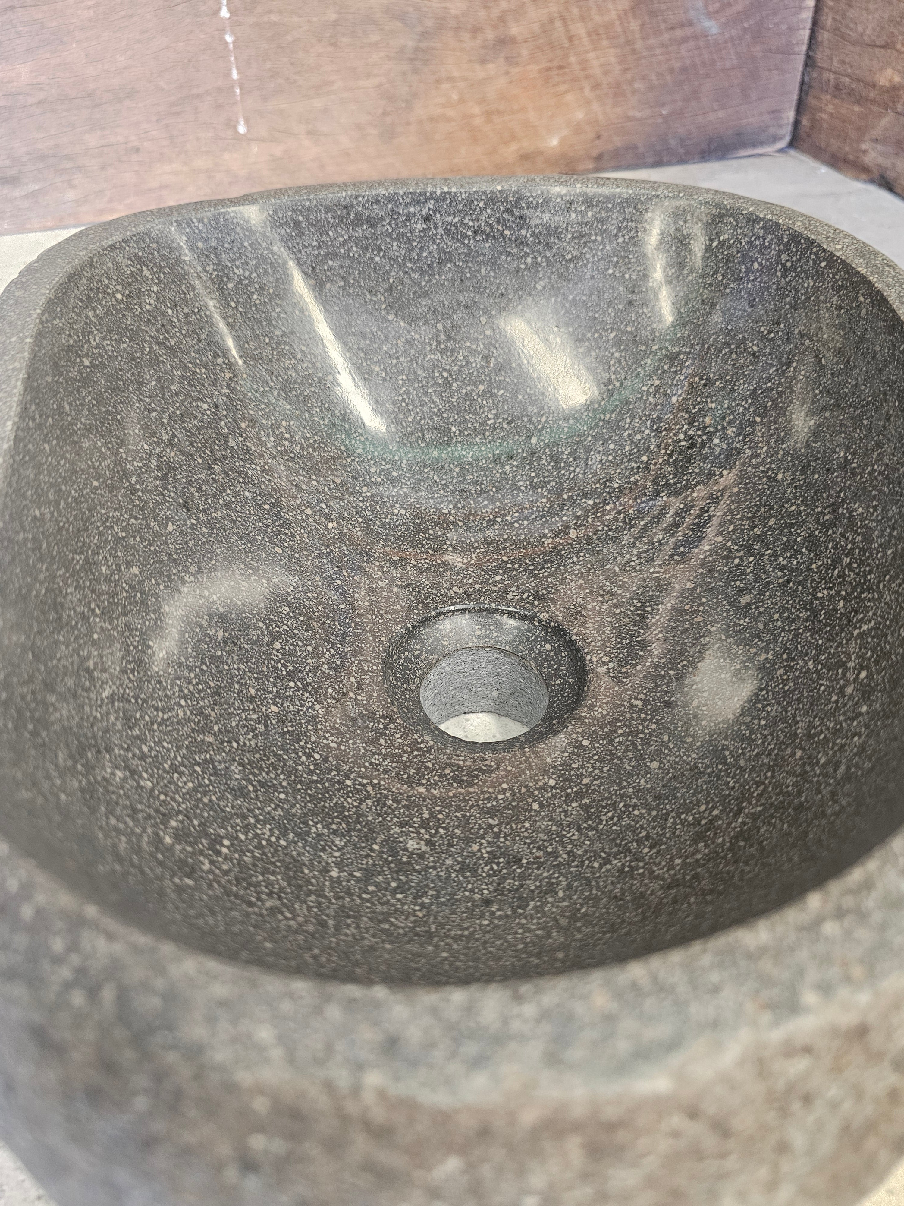 Handmade Natural Oval River Stone  Bathroom Basin  RS 2409002