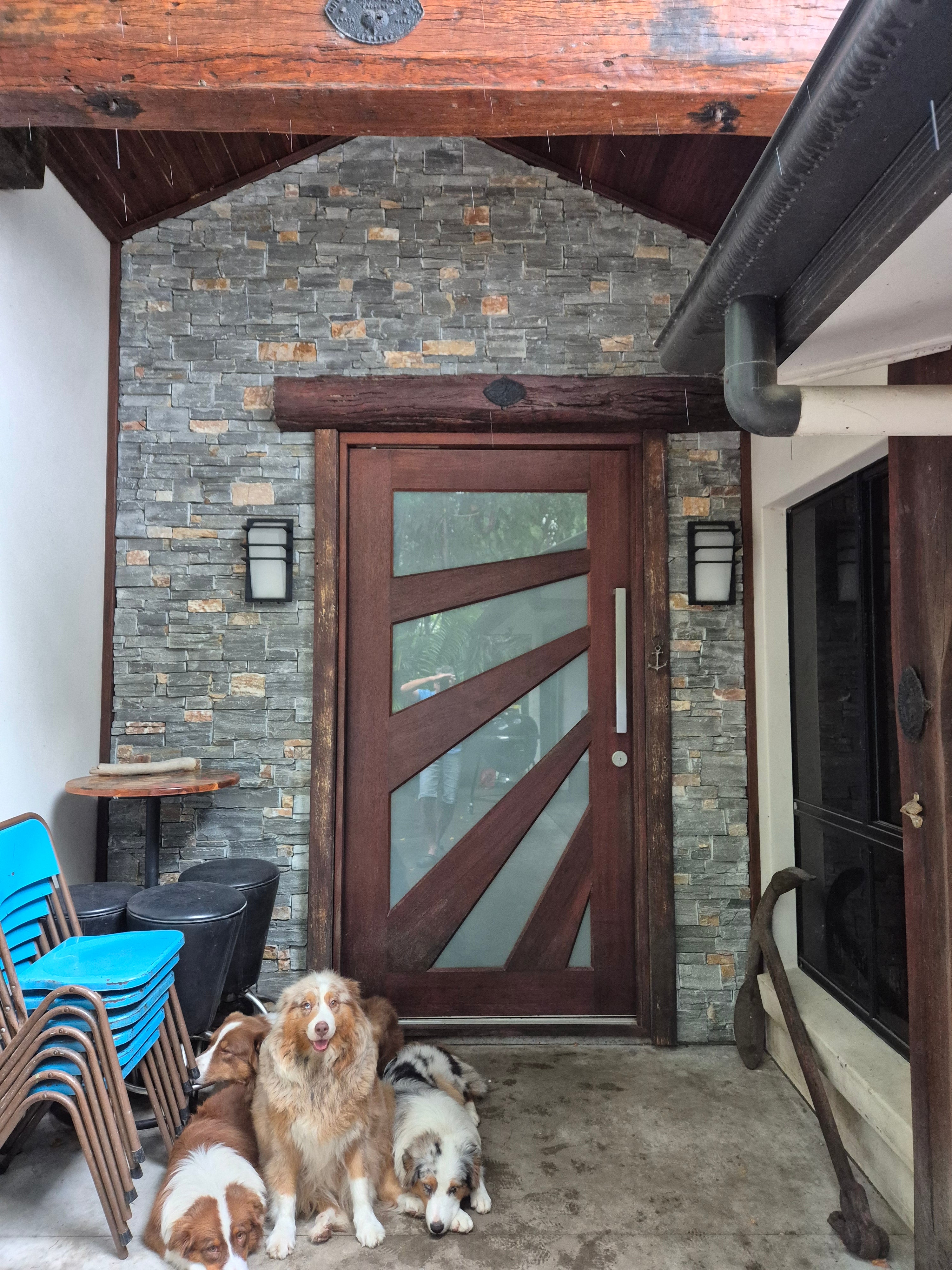 Rustic Quartz Cladding Natural Stone Wall Cladding Ledgestone - Dark Grey Rustic Quartz ...
