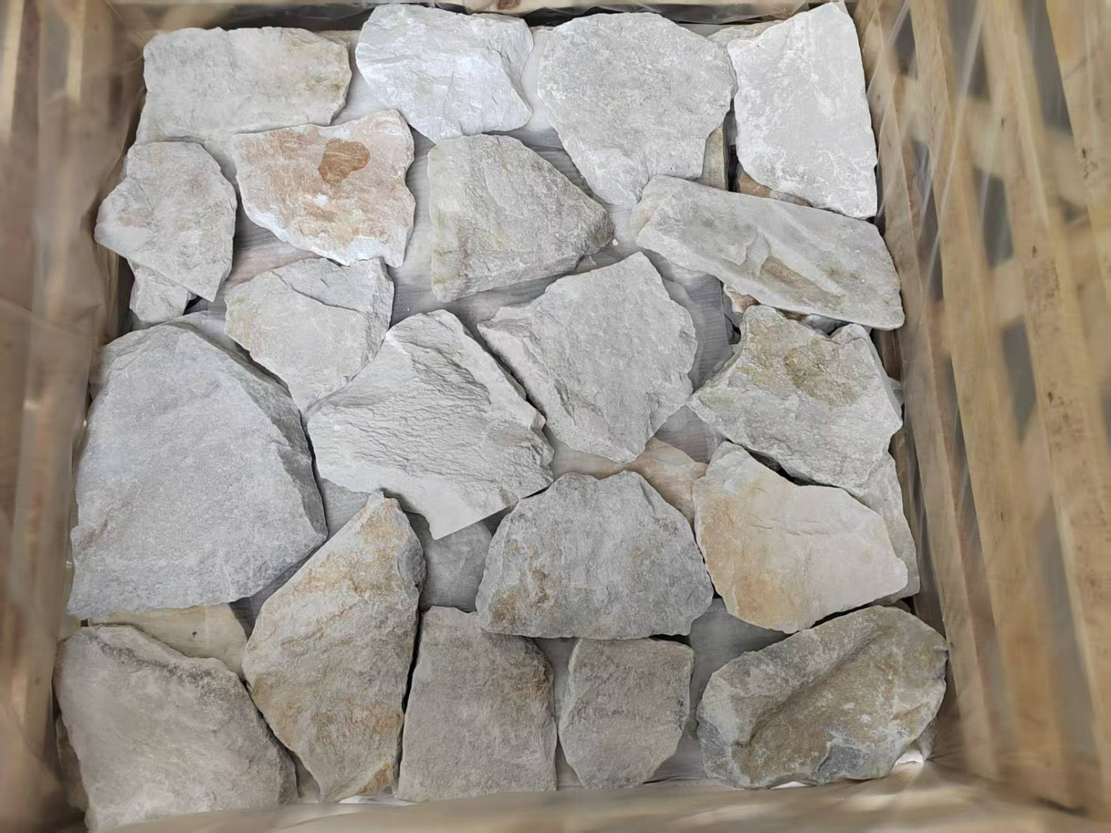 Natural Stone Wall Cladding Free Form - Loose Stone - Helios Random