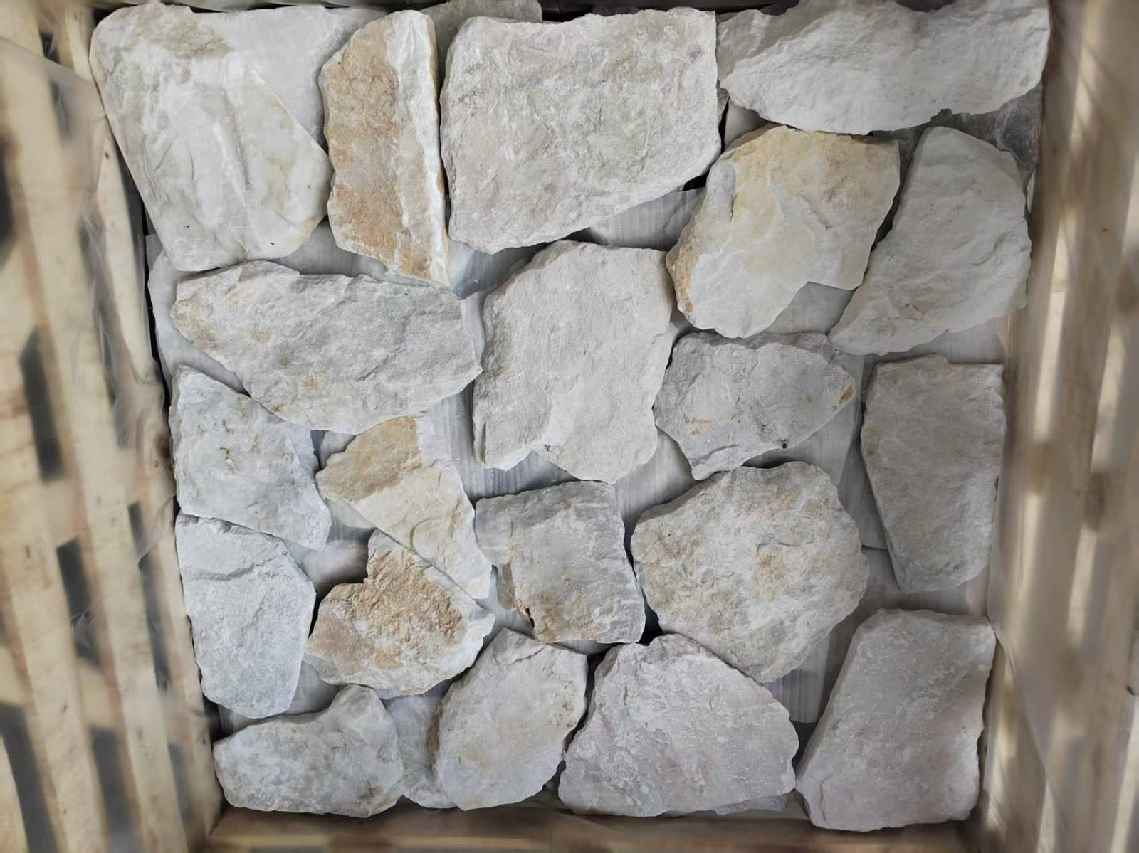 Natural Stone Wall Cladding Free Form - Loose Stone - Helios Random