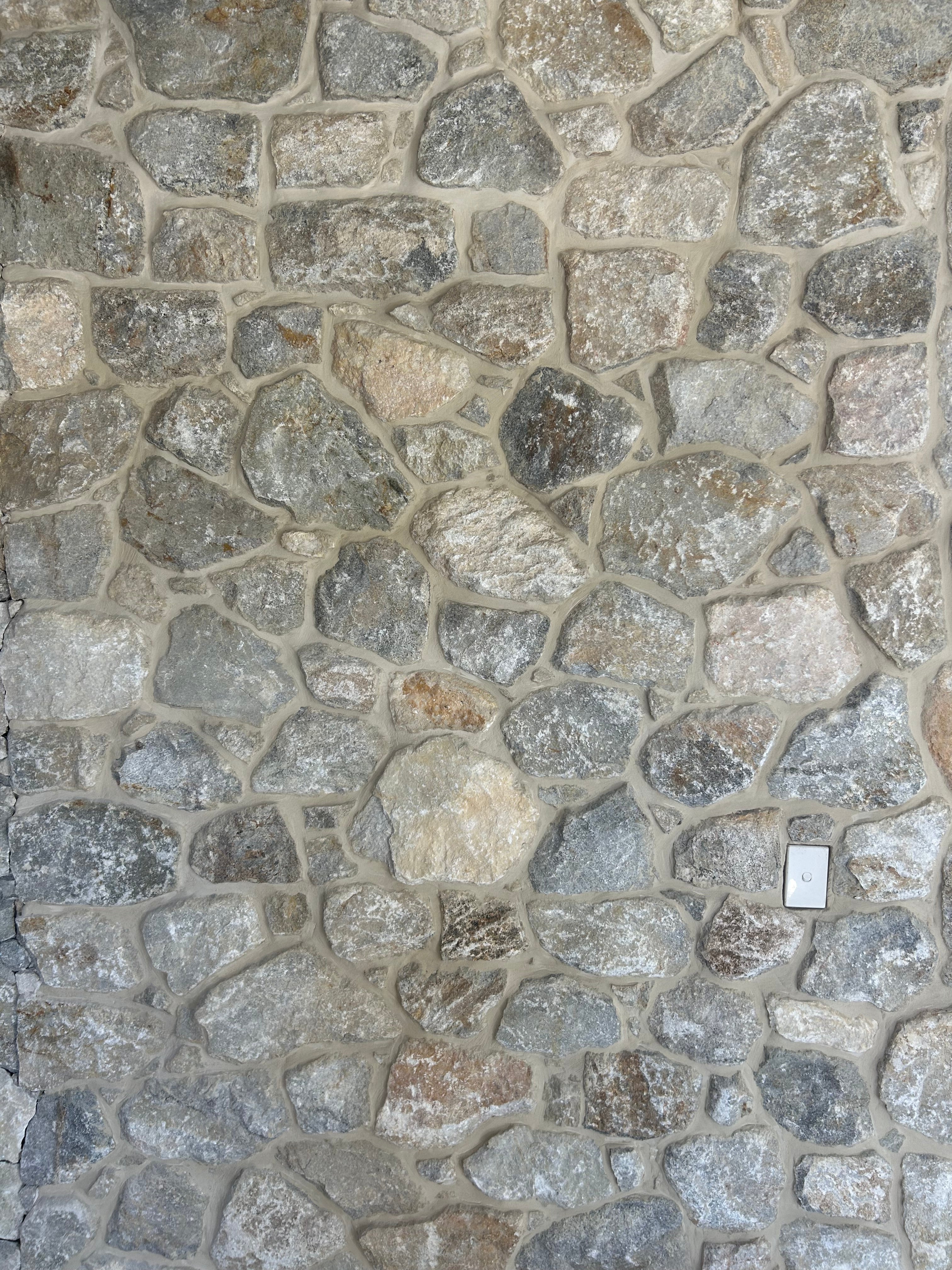 Natural Stone Wall Cladding Free Form - Loose Stone - Sunrise Rock