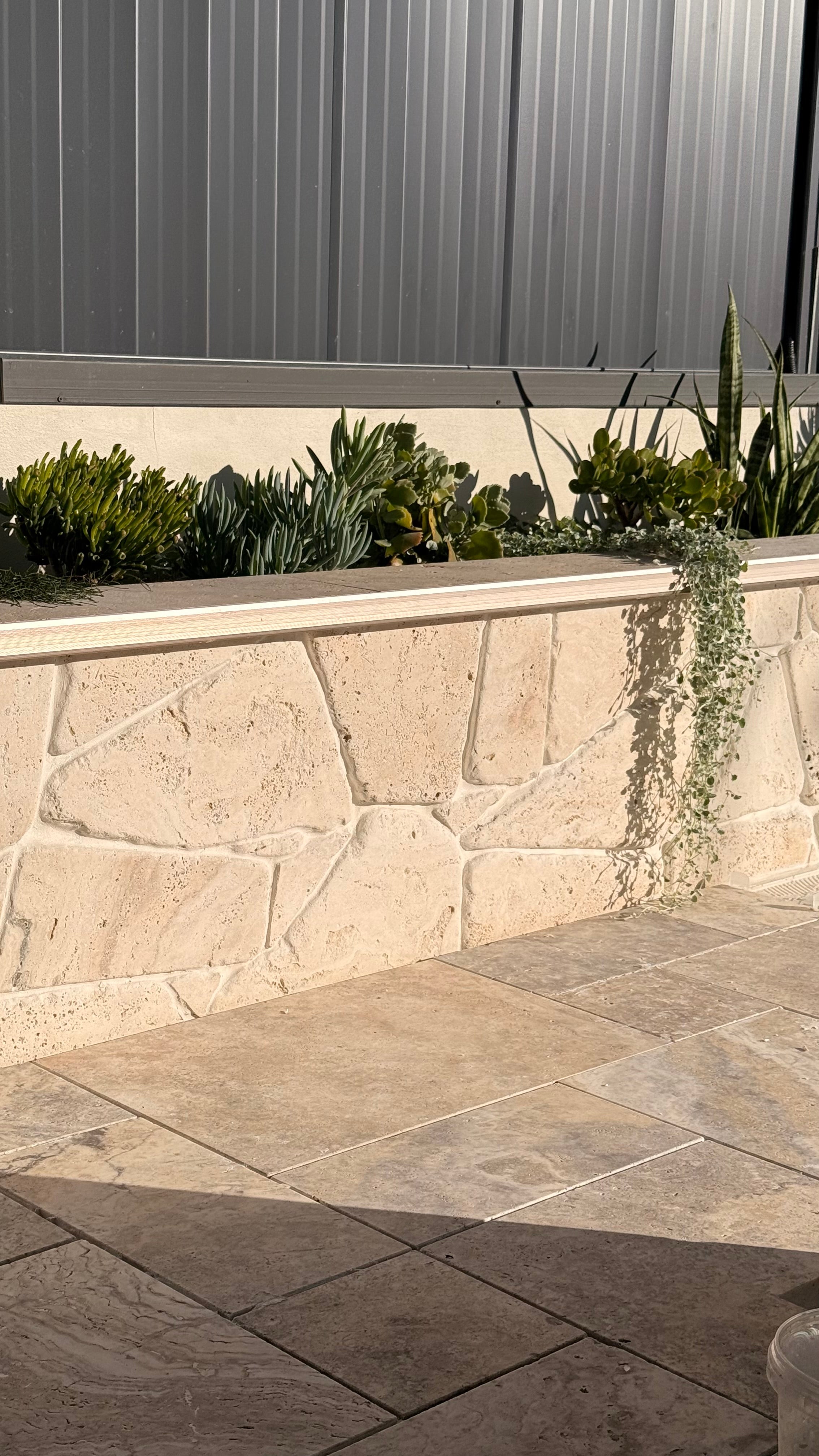 Classic Travertine Cream Crazy Paver Loose Stone Travertine