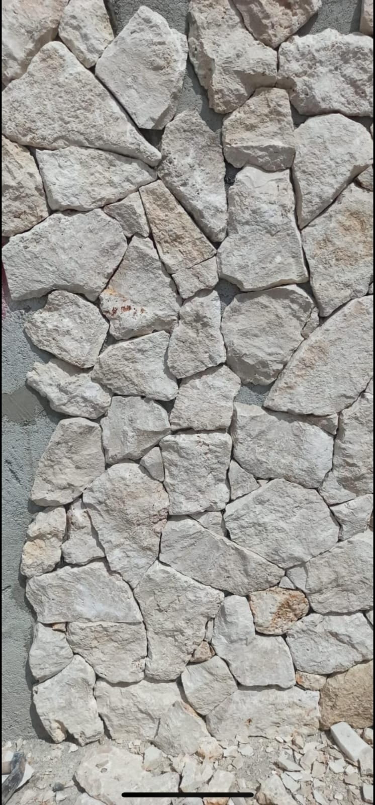 European Stone Wall Cladding Free Form Loose Stone - Travertine Light - PRE ORDER PRODUCT TO BE DELIVERED BY MARCH 2024