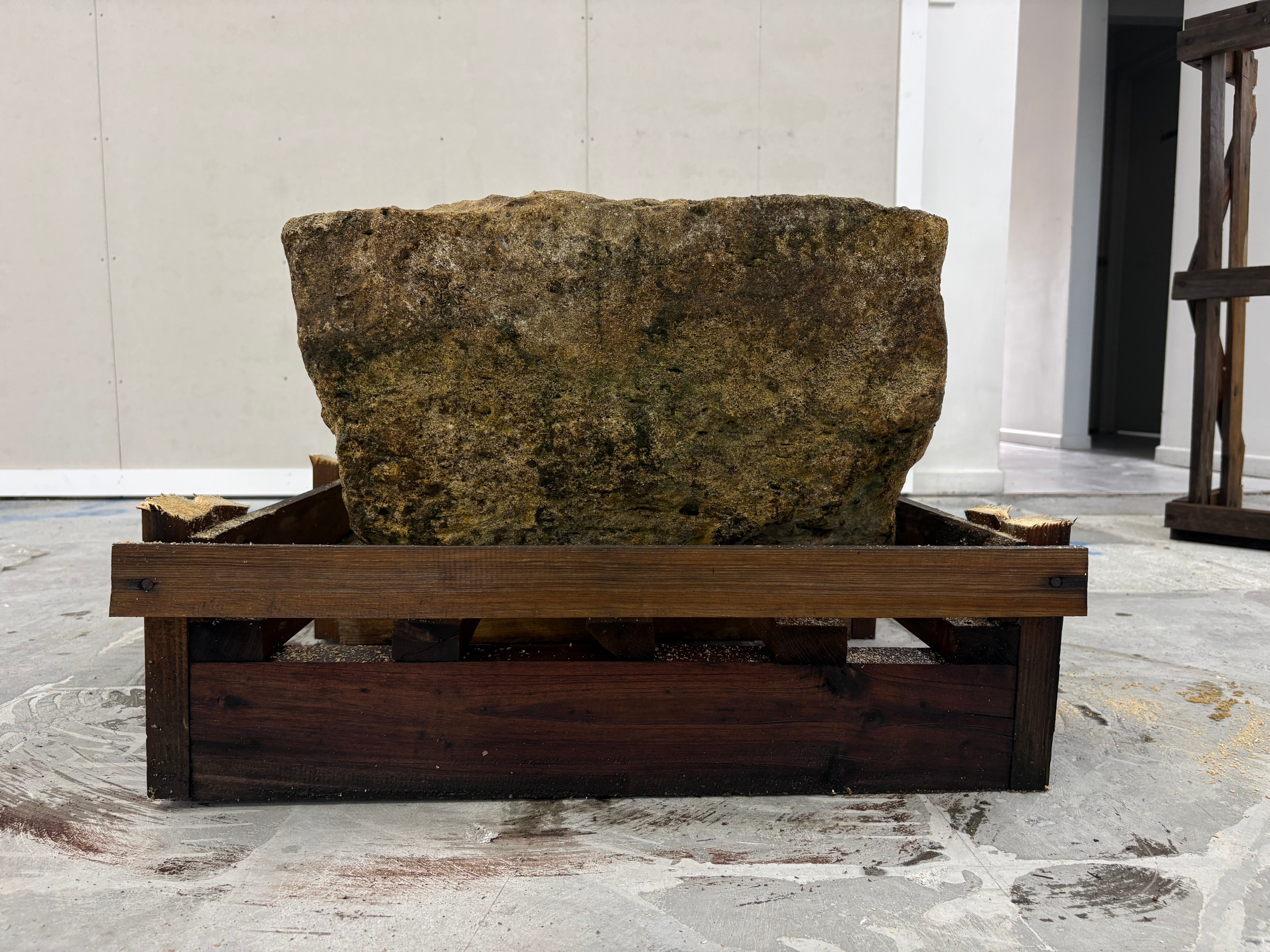 Hand Chiselled Limestone Planter Pot - 240920 - 87x51x33cm