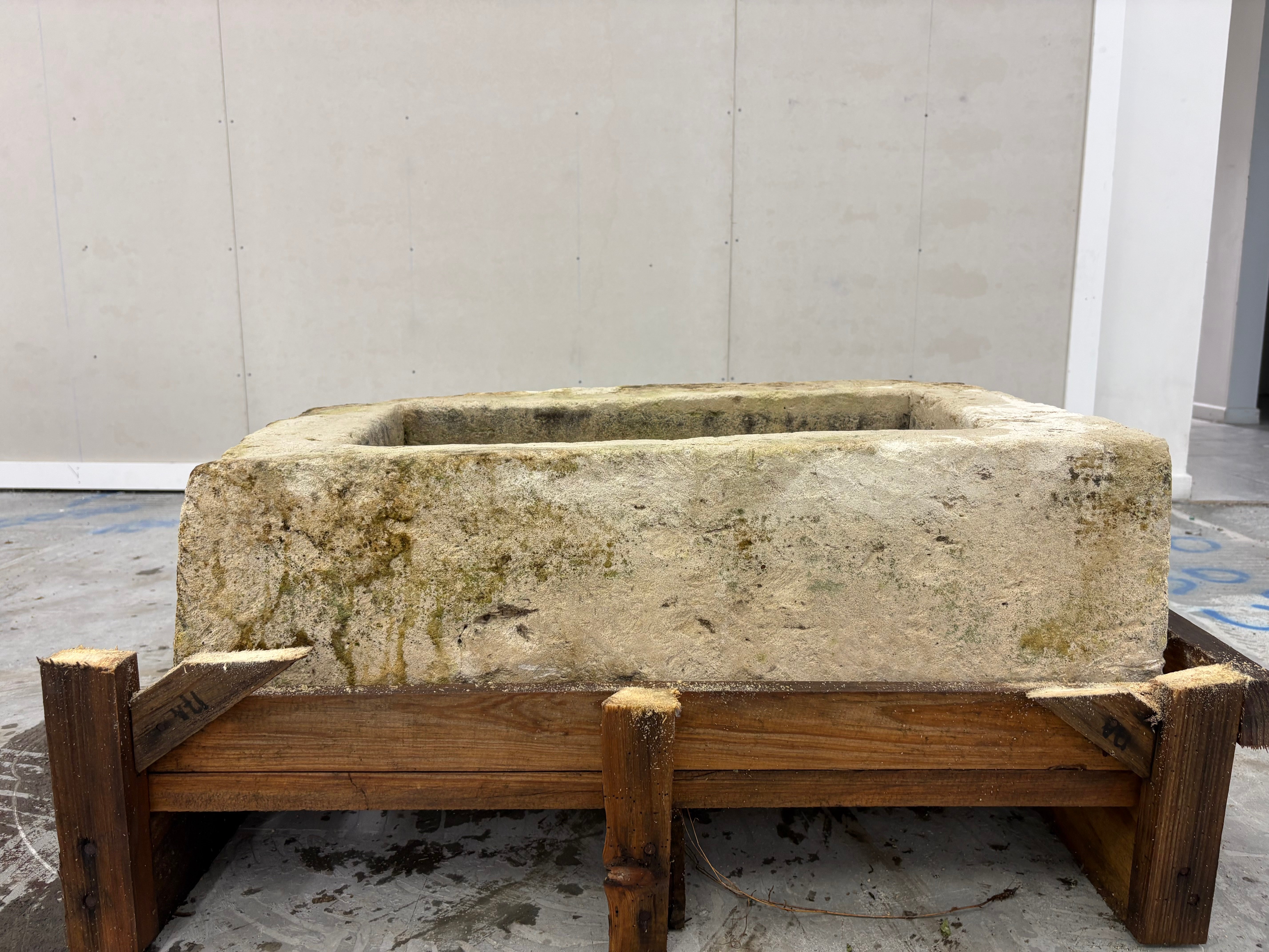 Hand Chiselled Limestone Planter Pot - 240917 - 76x43x24cm
