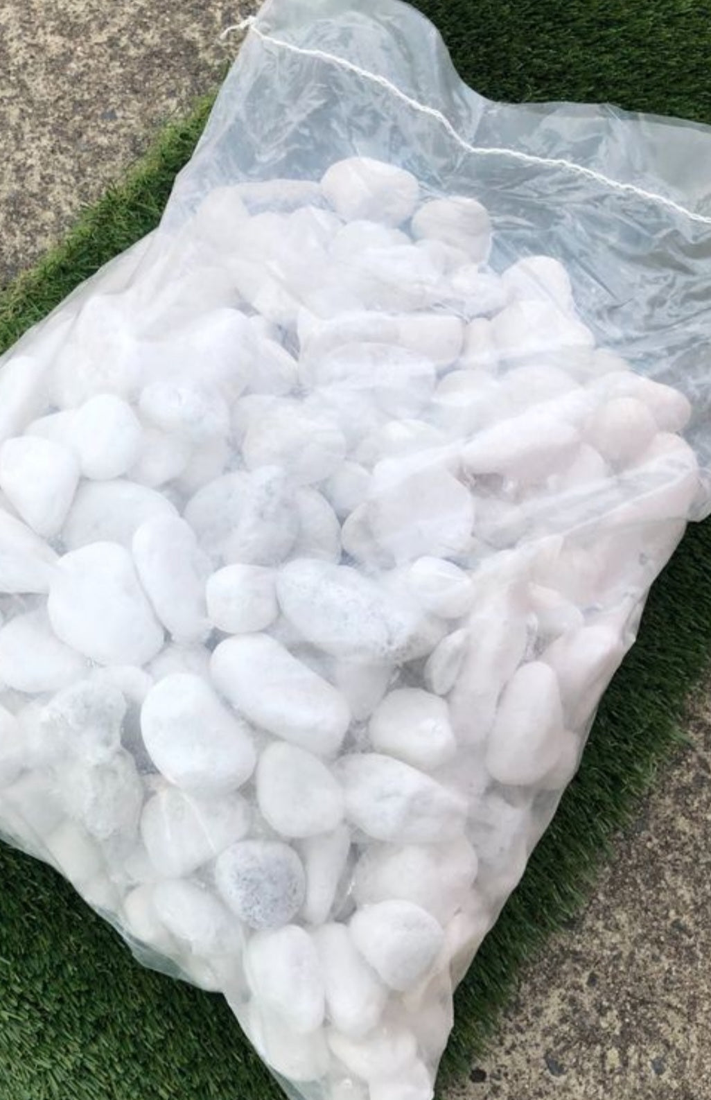 Natural Landscaping Pebbles 20kg Bags - White Tumbled – Stone and Rock