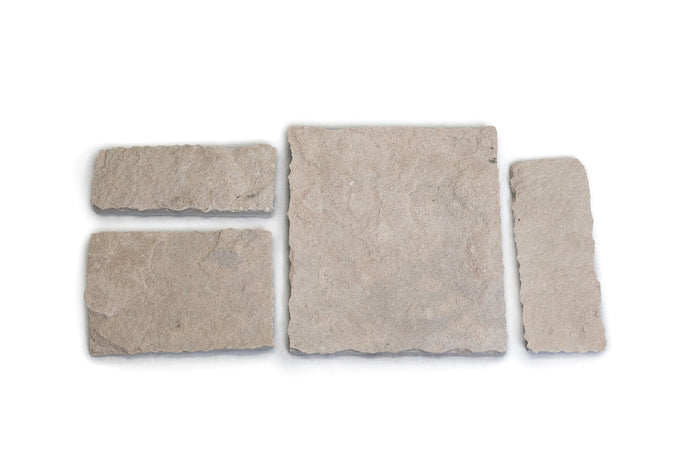 Free-form loose stone wall cladding in white sandstone