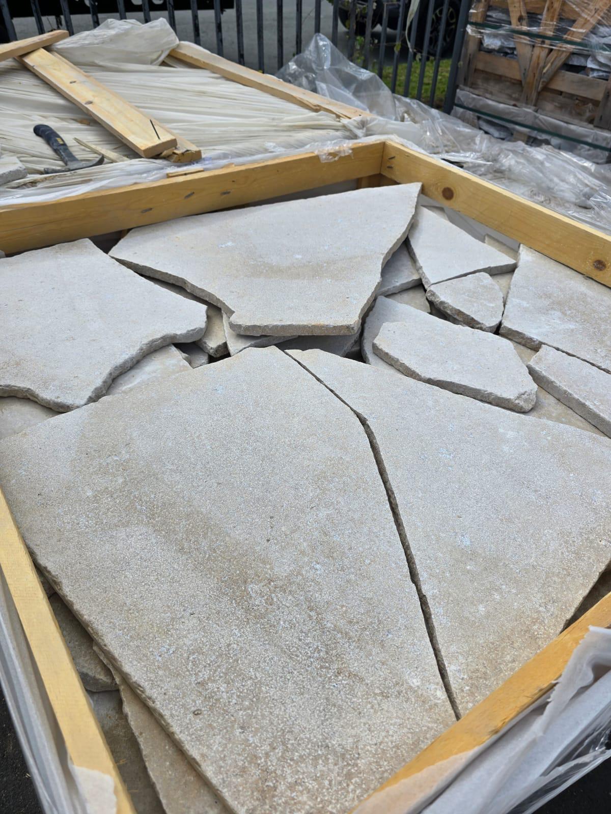 Sinai Pearl Light Limestone Crazy Paver Lightly Sandblasted