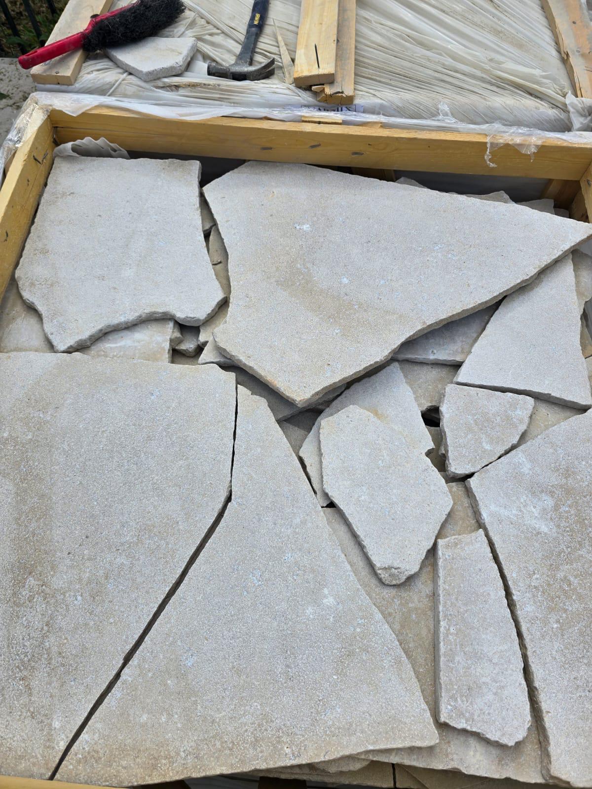 Sinai Pearl Light Limestone Crazy Paver Lightly Sandblasted
