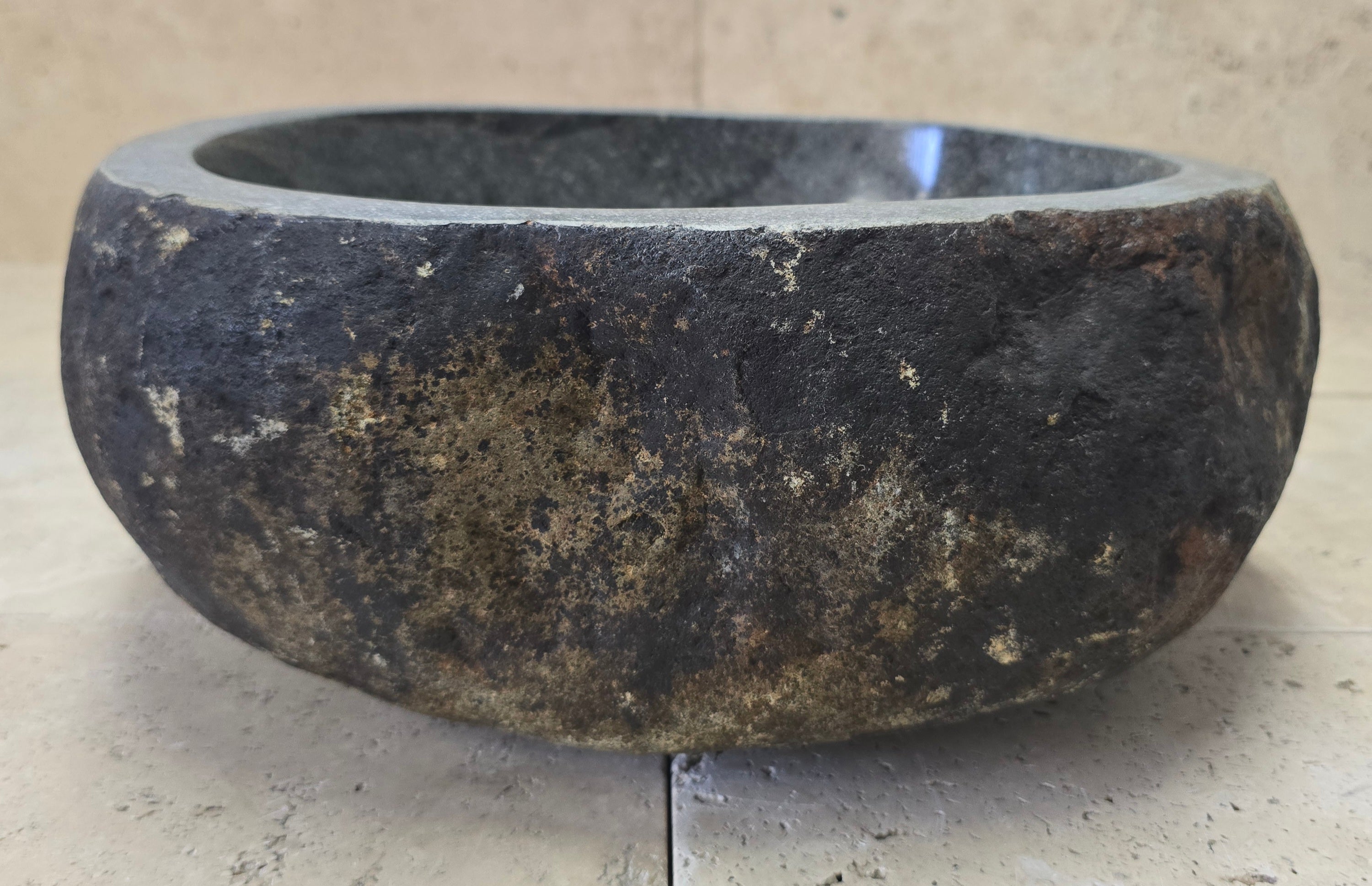 Handmade Natural Oval River Stone  Bathroom Basin  RS 2409033