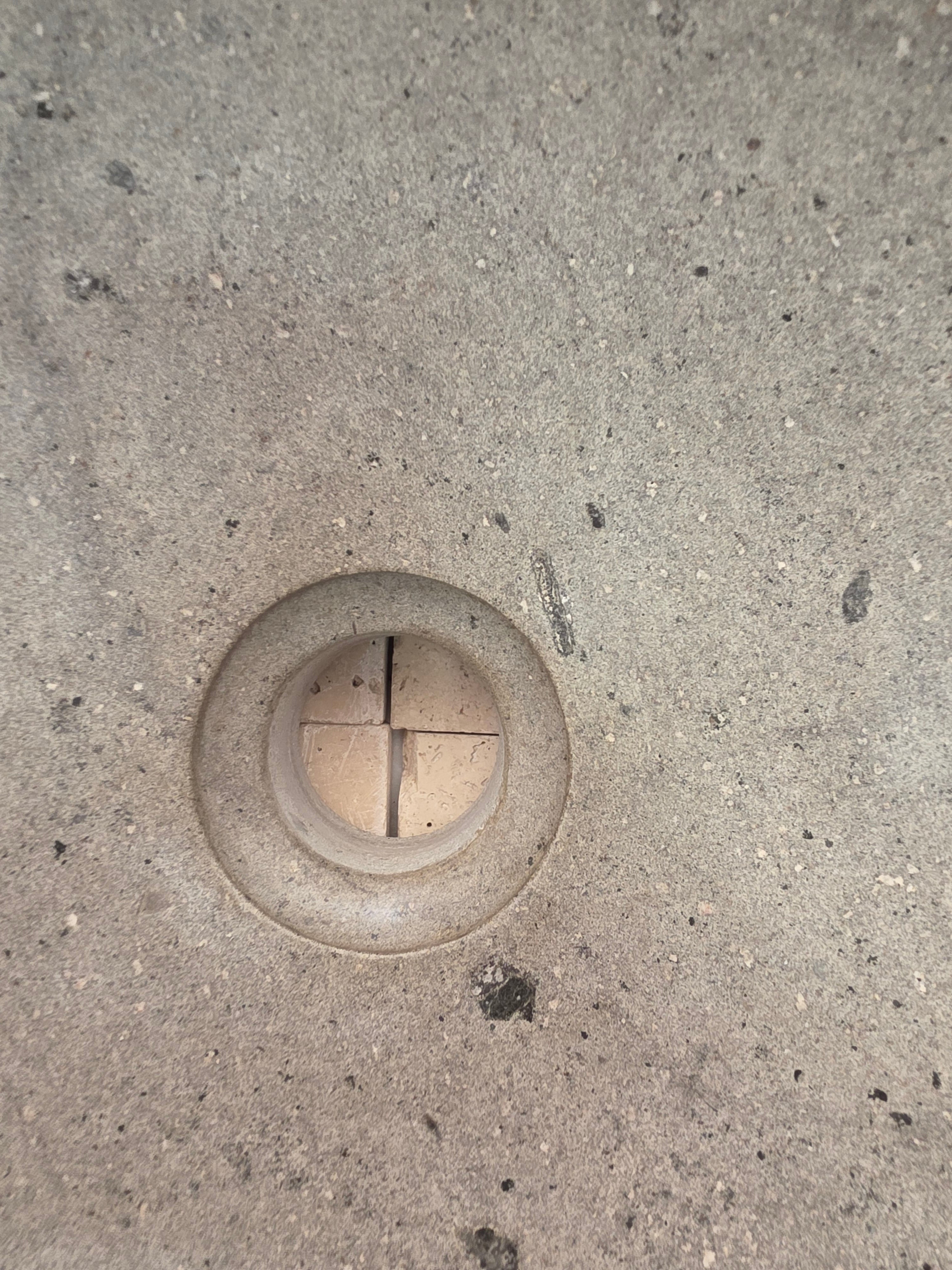 Handmade Natural Oval River Stone  Bathroom Basin  RS 2409132
