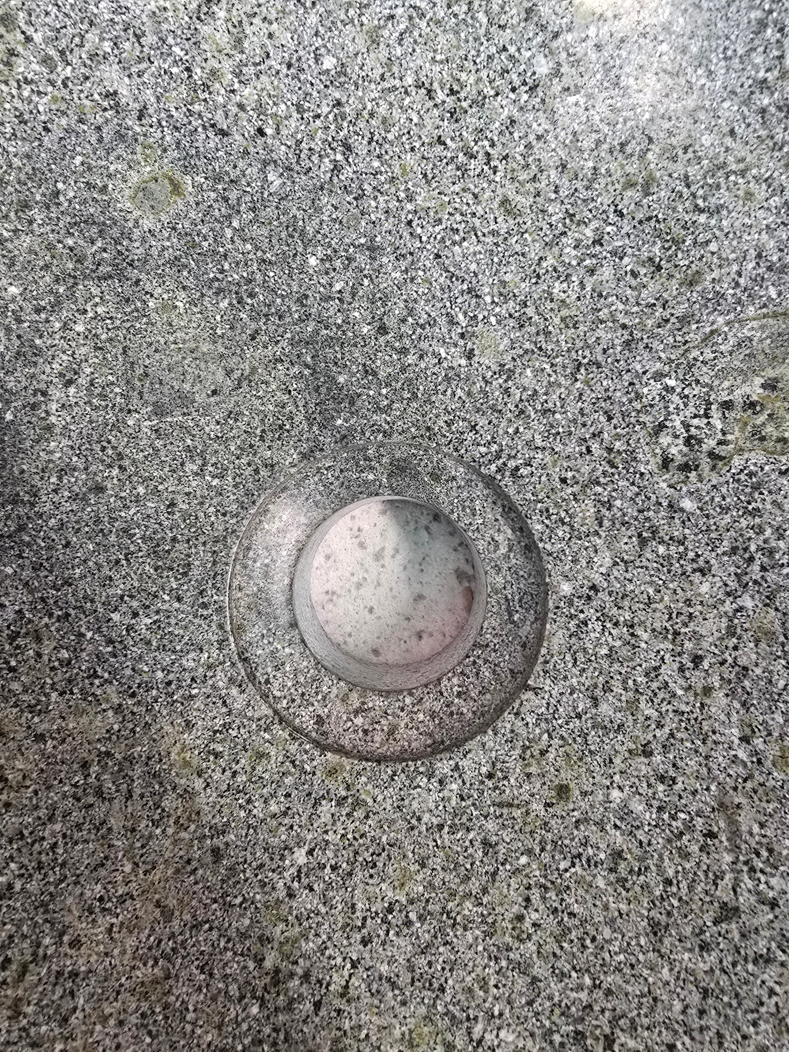 Handmade Natural Oval River Stone  Bathroom Basin  RS 2409027