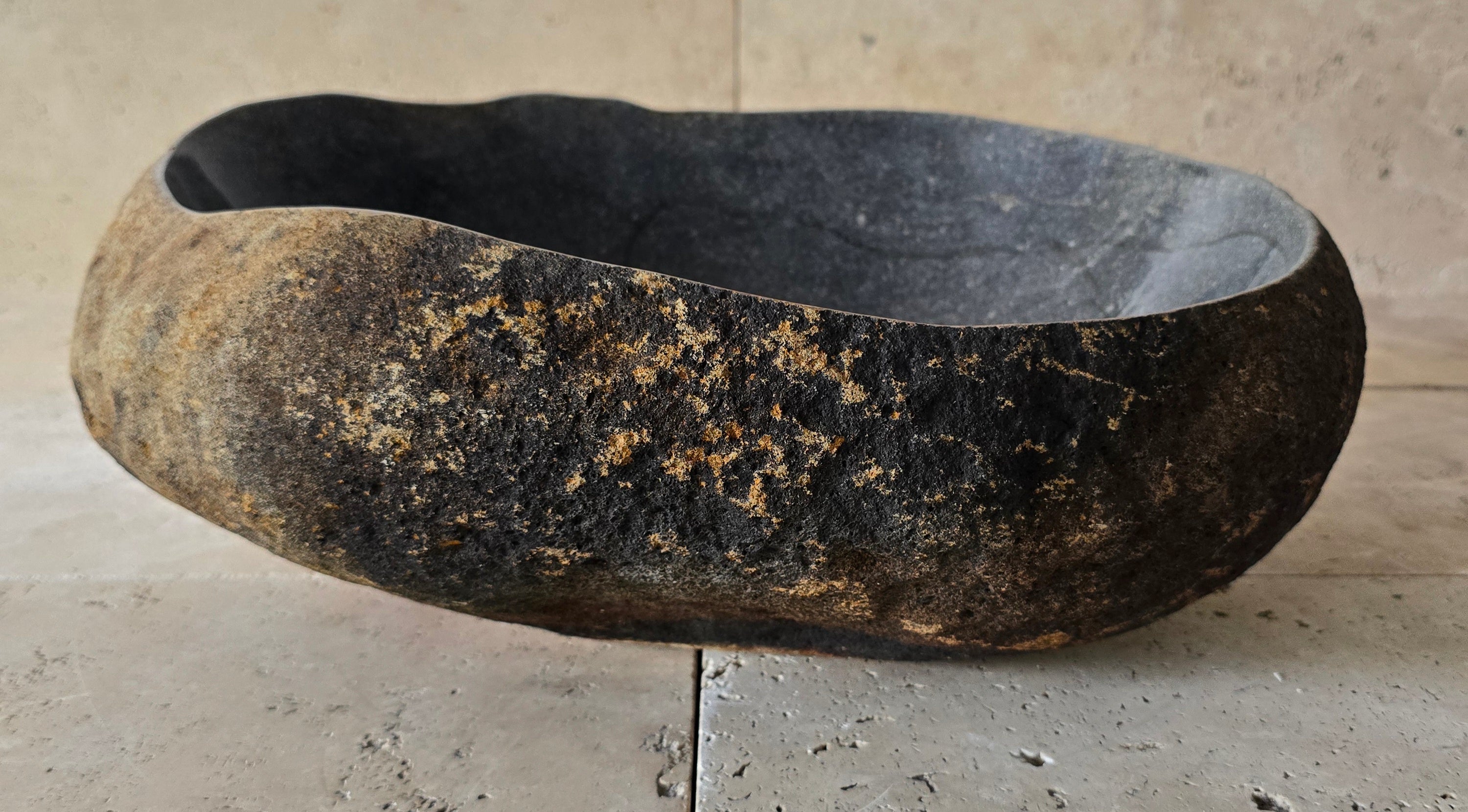 Handmade Natural Oval River Stone  Bathroom Basin  RVM 2409018