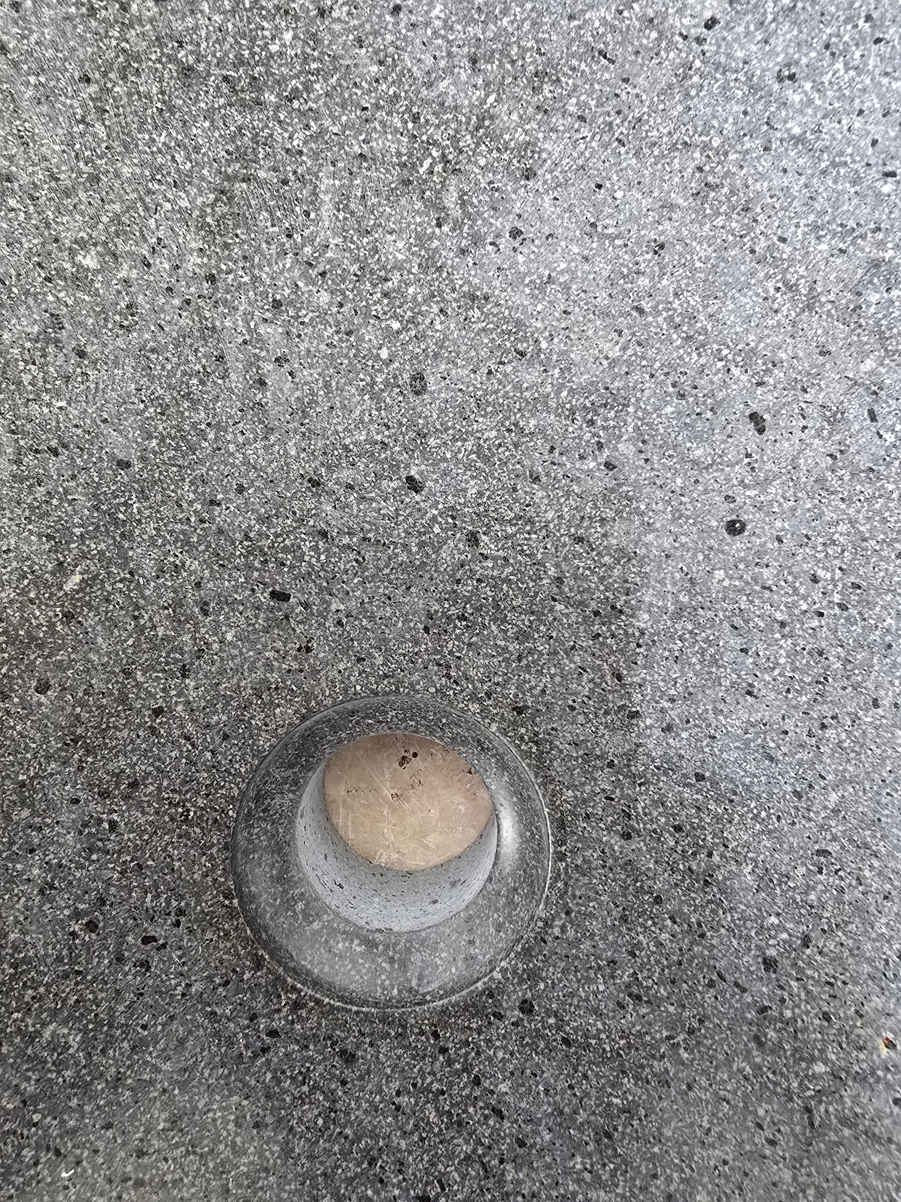 Handmade Natural Oval River Stone  Bathroom Basin  RM 2409108