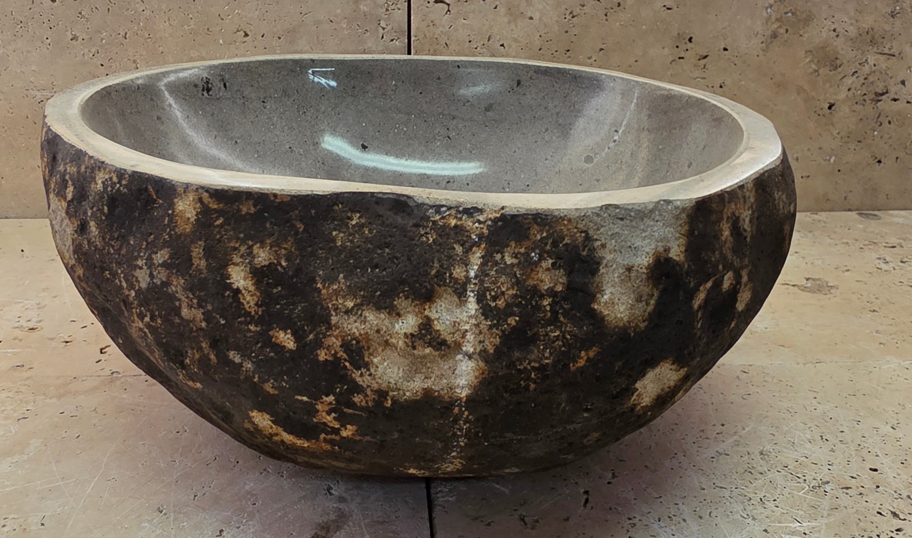 Handmade Natural Oval River Stone  Bathroom Basin  RS 2409132