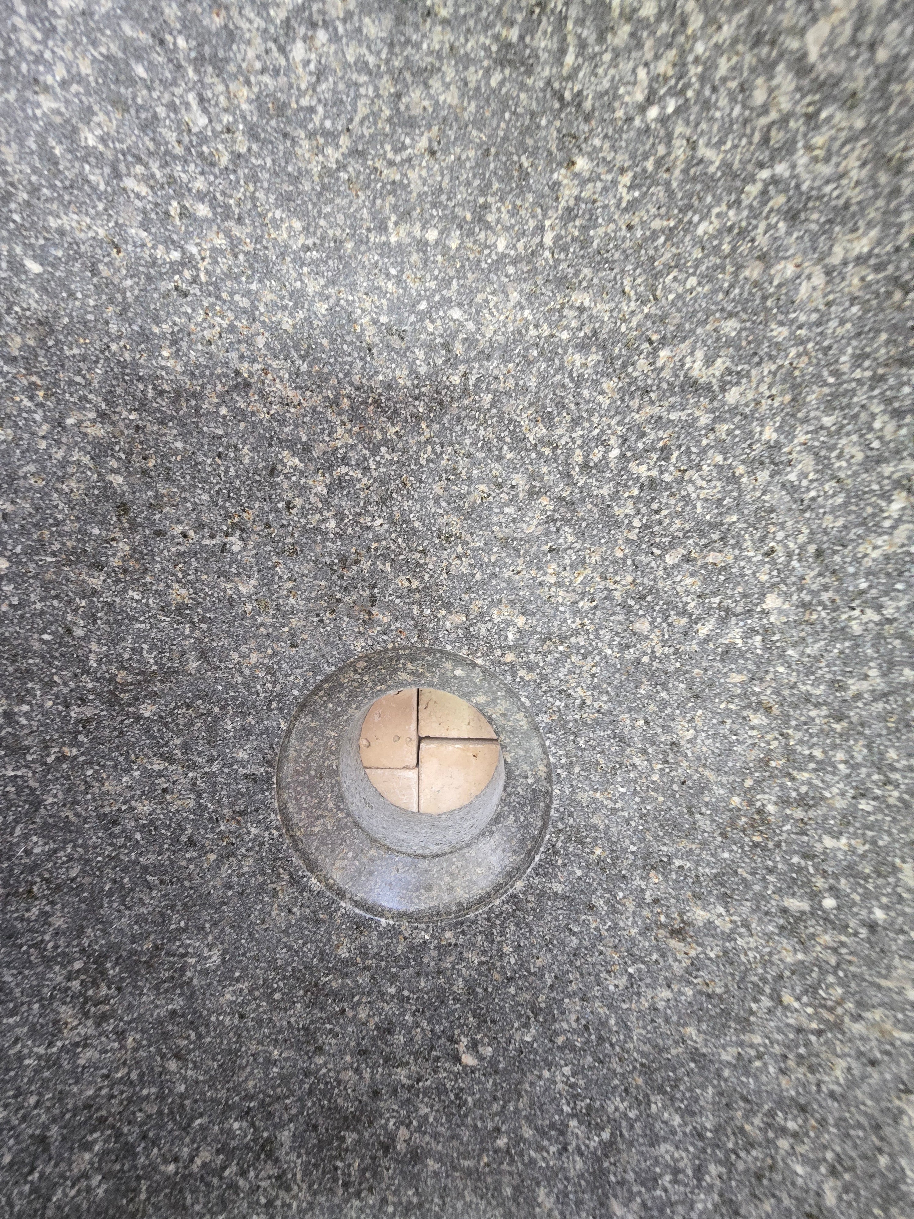 Handmade Natural Oval River Stone  Bathroom Basin  RVS 2409024