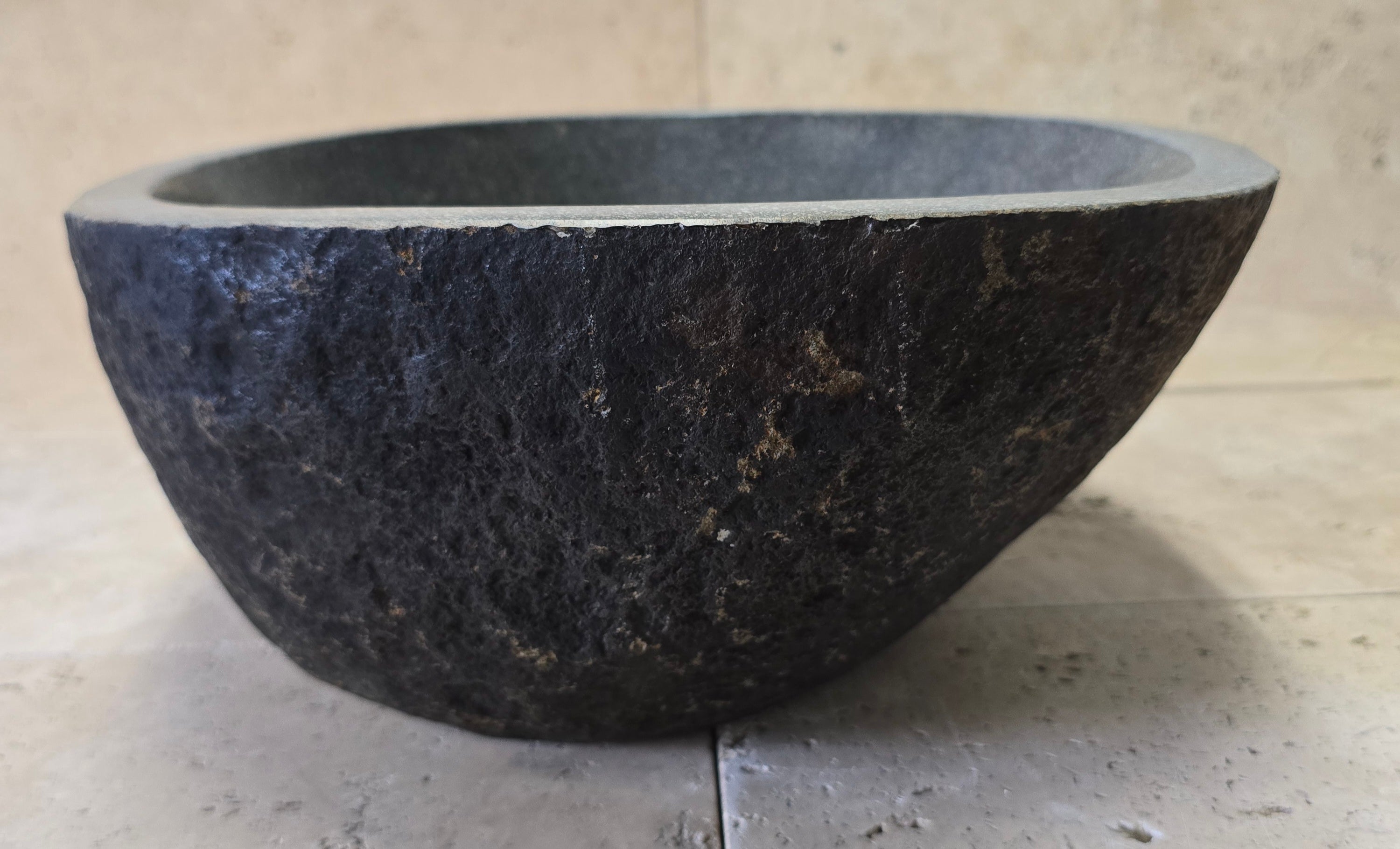 Handmade Natural Oval River Stone  Bathroom Basin  RS 2409088