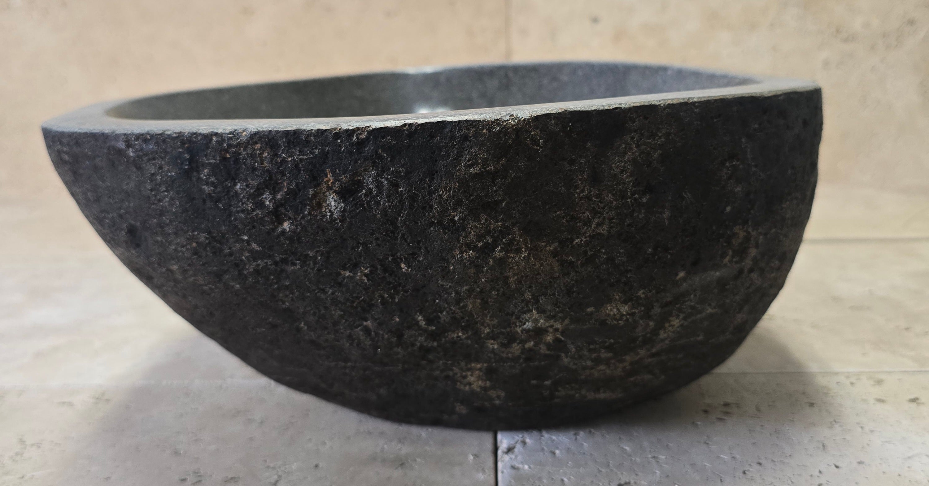 Handmade Natural Oval River Stone  Bathroom Basin  RS 2409088