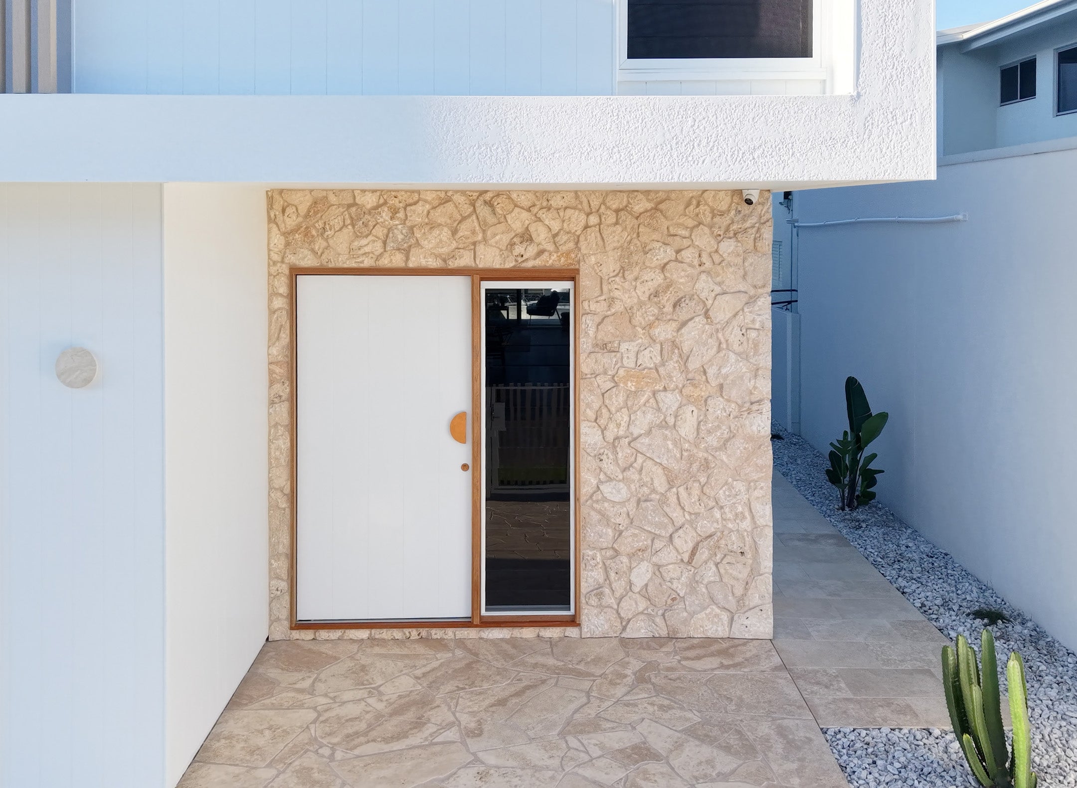 Wall Cladding Free Form Loose Stone - Travertine Cream - European Stone