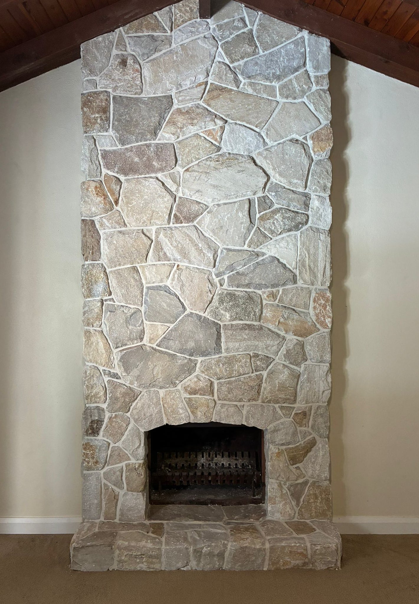 Natural Stone Wall Cladding Free Form - Loose Stone - White Beige Blend