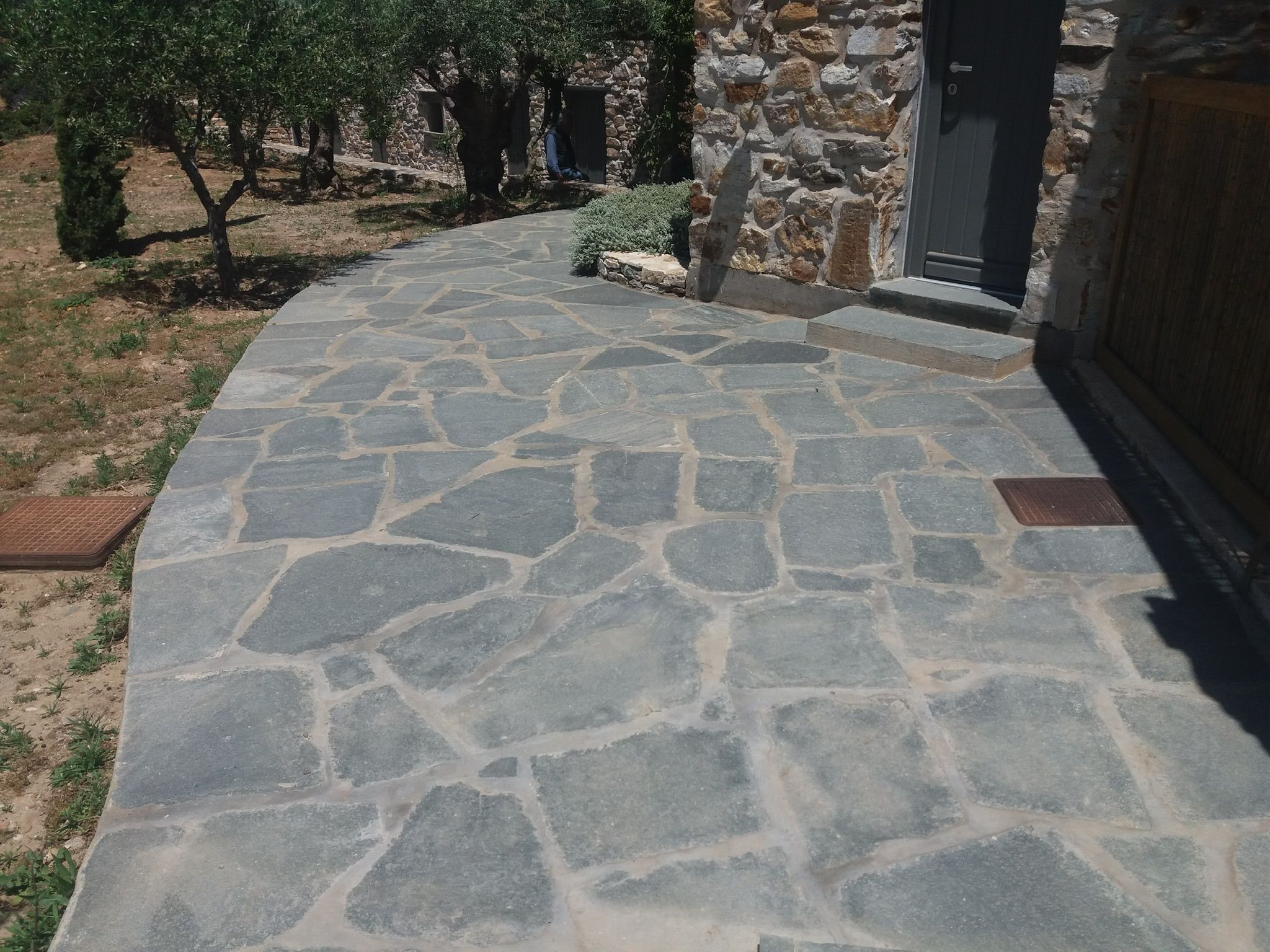 Greek - KAVALA GREY Crazy Paver - Standard Stone and Rock